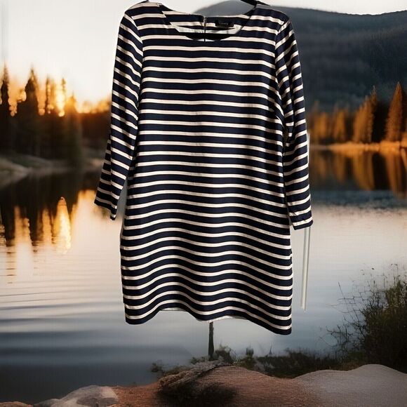 J. CREW Mini Dress, Red White Blue Striped, Lined, 100% Silk, Pockets, Size 8 - Picture 1 of 13